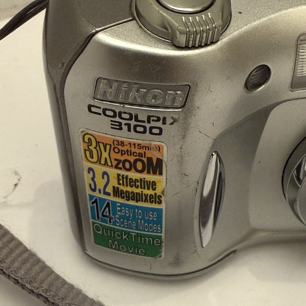 Nikon Digital Camera Coolpix 3100 3.2MP Silver Tested With Memory Card UNTESTED - Picture 2 of 16